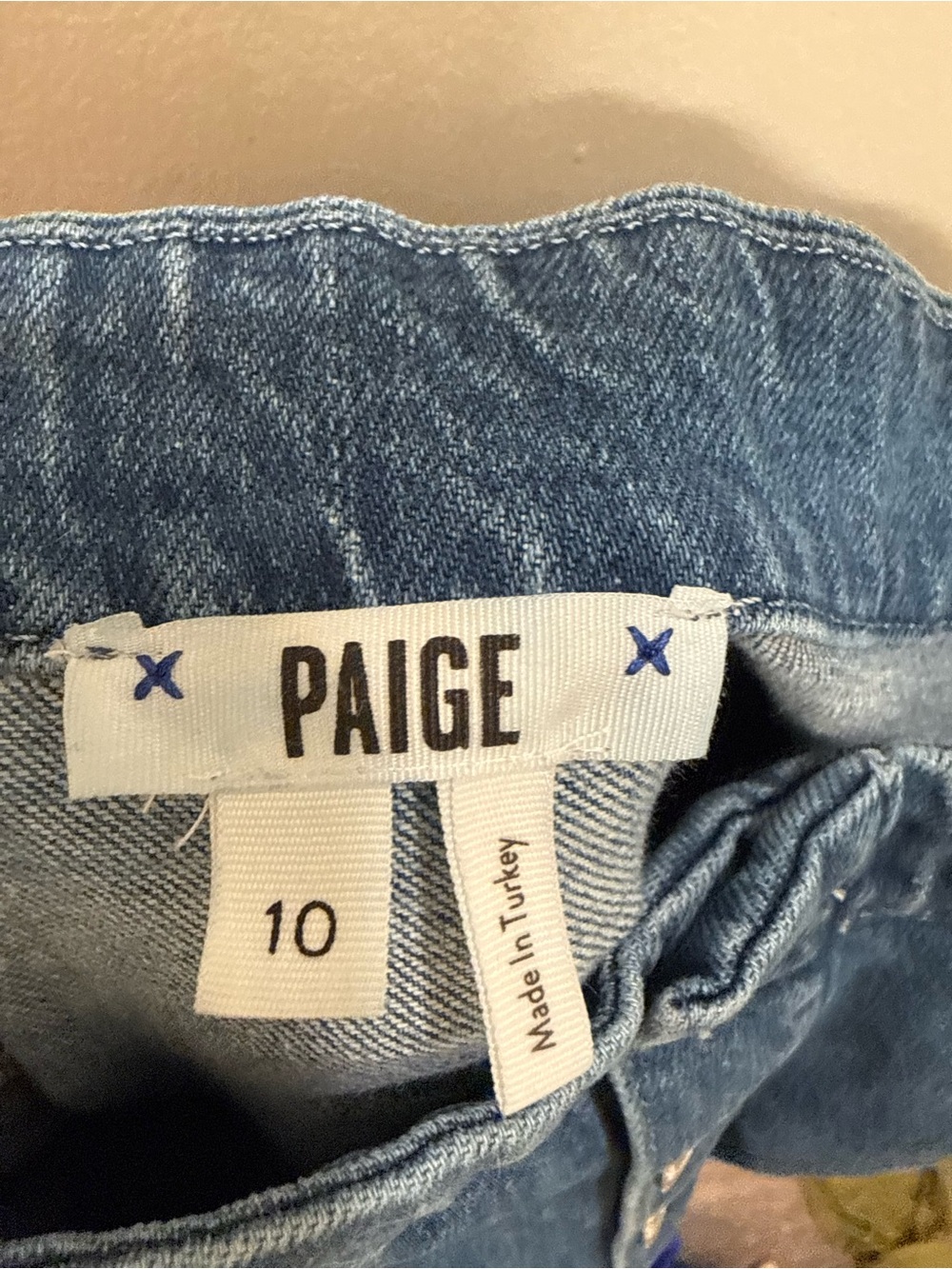 PAIGE Anessa Denim Jumpsuit in Delia Medium Blue Wash Size 10 - Picture 6 of 6